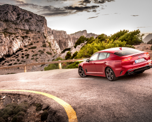 Kia Stinger Red Static (8)